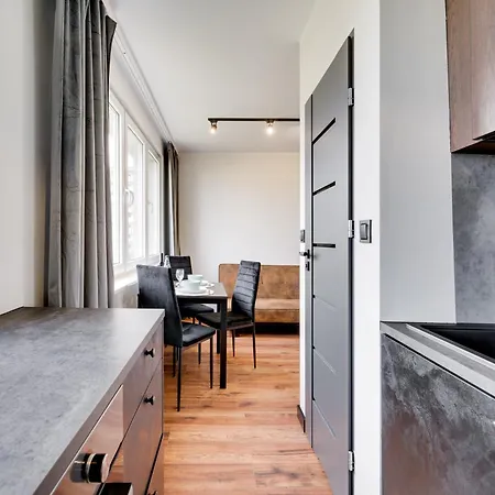 Piastowska 159b By Homeprime