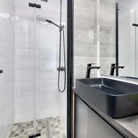 Piastowska 159b By Homeprime *