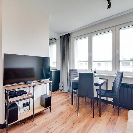 Piastowska 159b By Homeprime